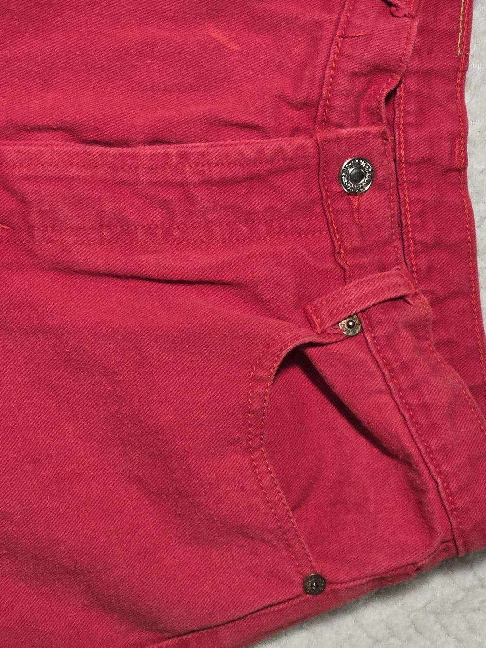 Levi's Men's Red Straight Jeans - Picture 3 of 13